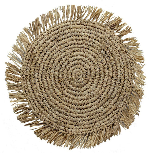 AMBON – handgjord möbel i raffia från Soeji