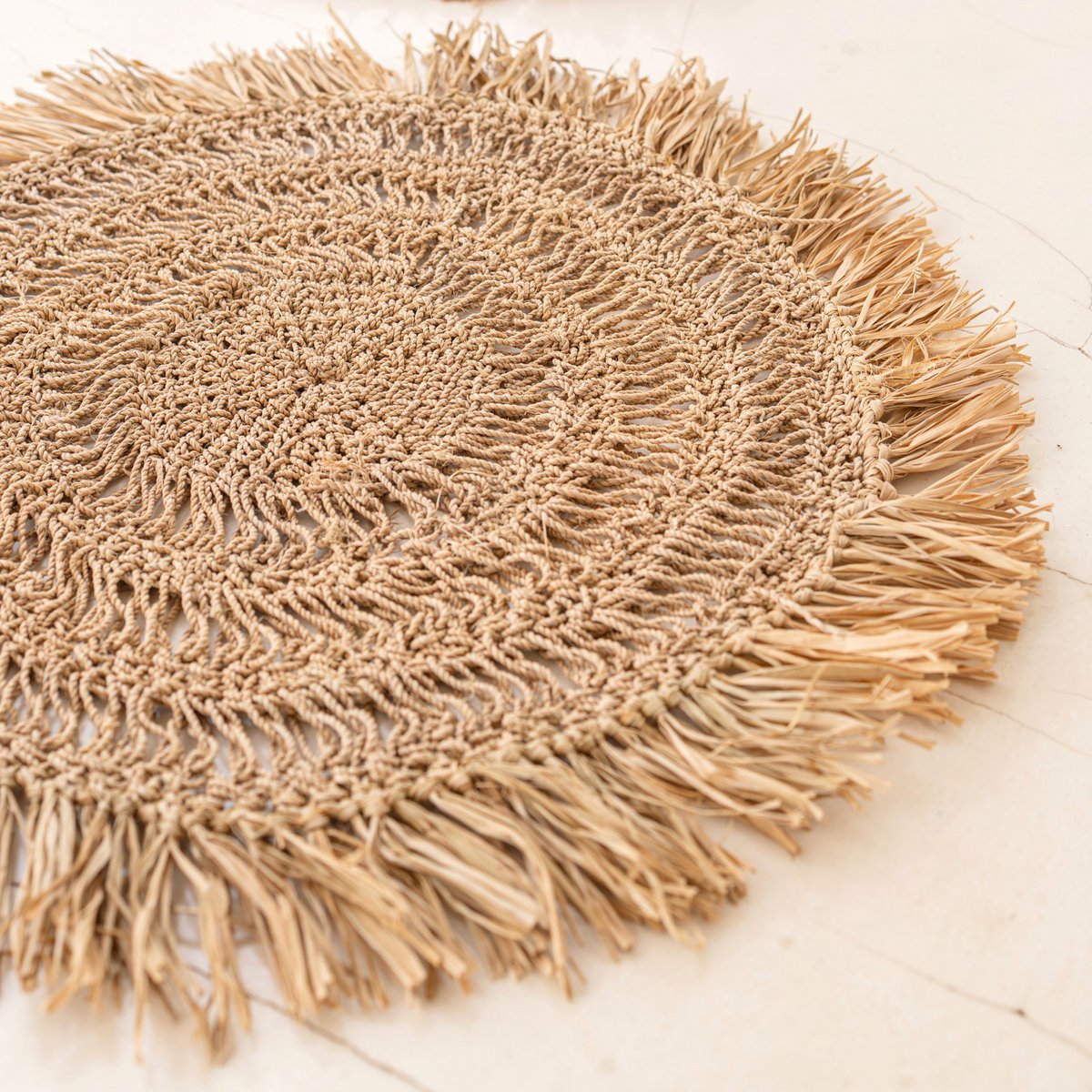 WAISAI – handgjord möbel i raffia från Soeji