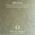Metallisk yta i kulören Brass – Pure & Original High Gloss Elements