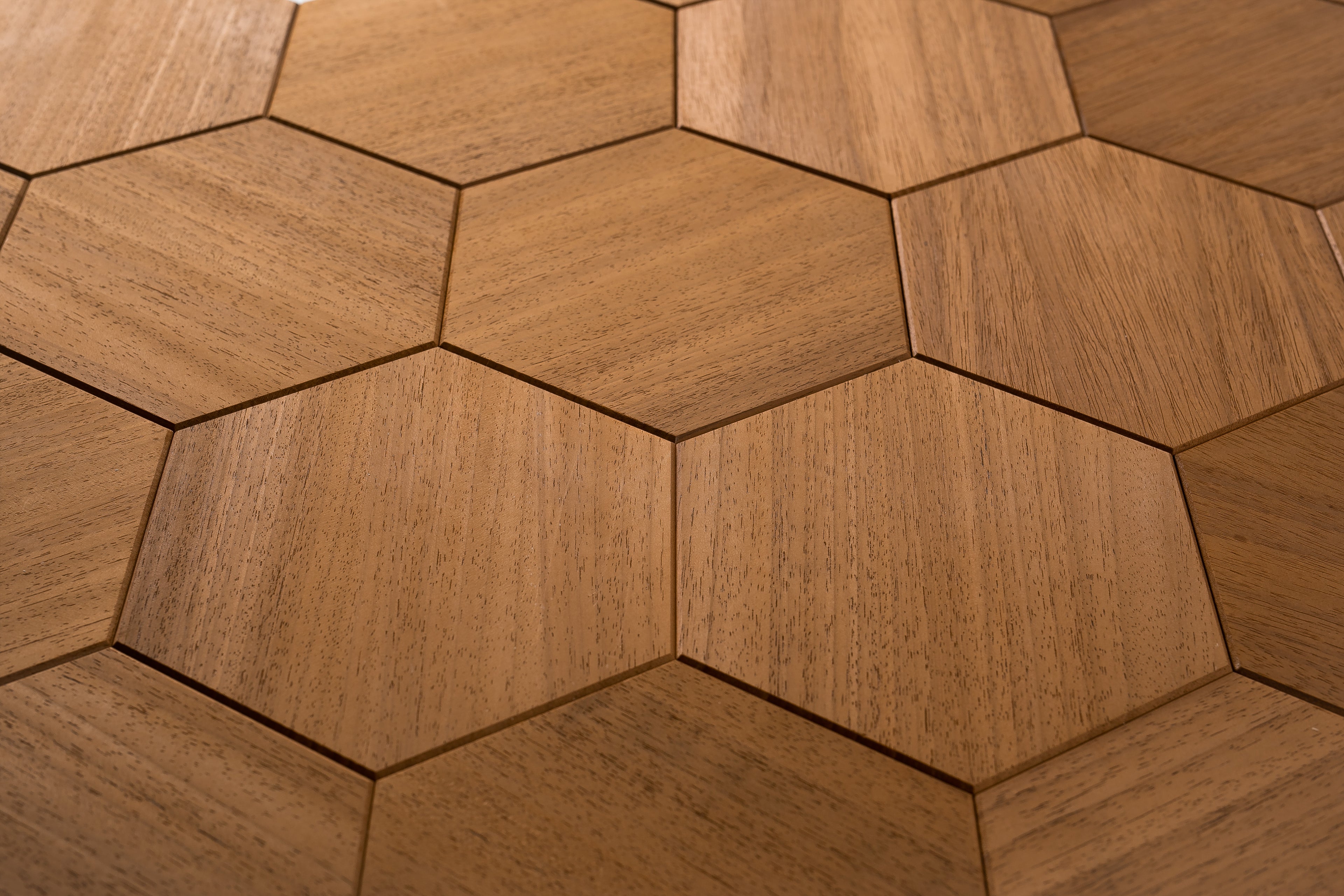 Väggpanel Hexa XL Thermo – Massivt trä | DecNord