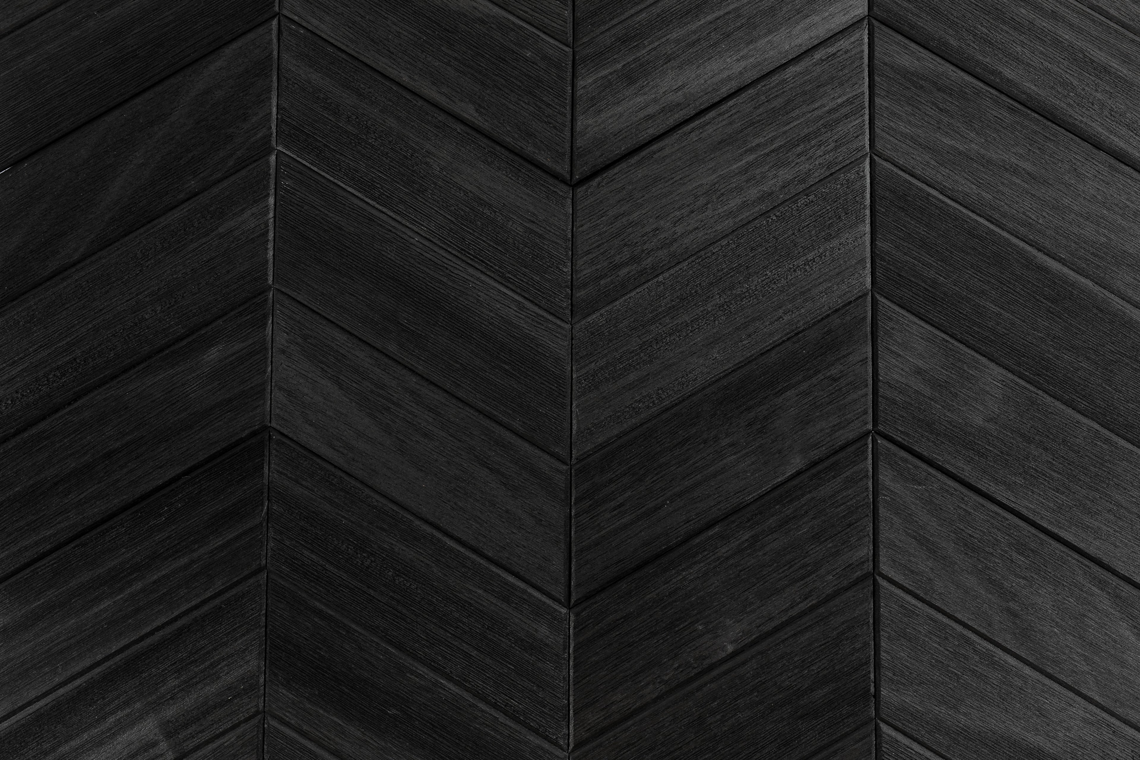 Väggpanel Bermuda Black – Massivt trä | DecNord