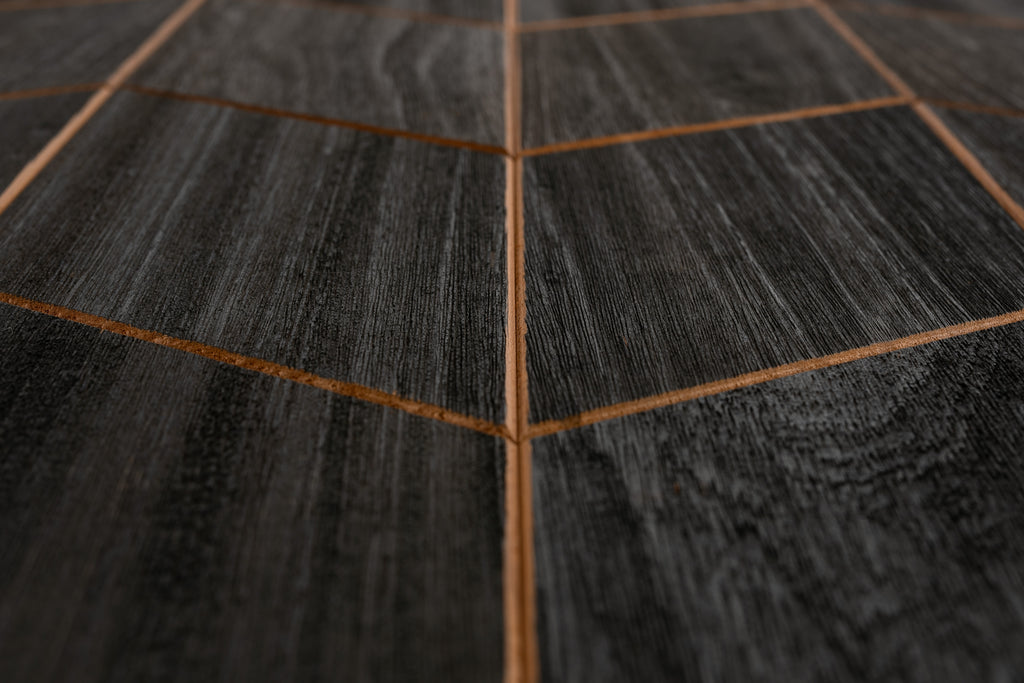 Väggpanel Athena Thermo Black – Massivt trä | DecNord