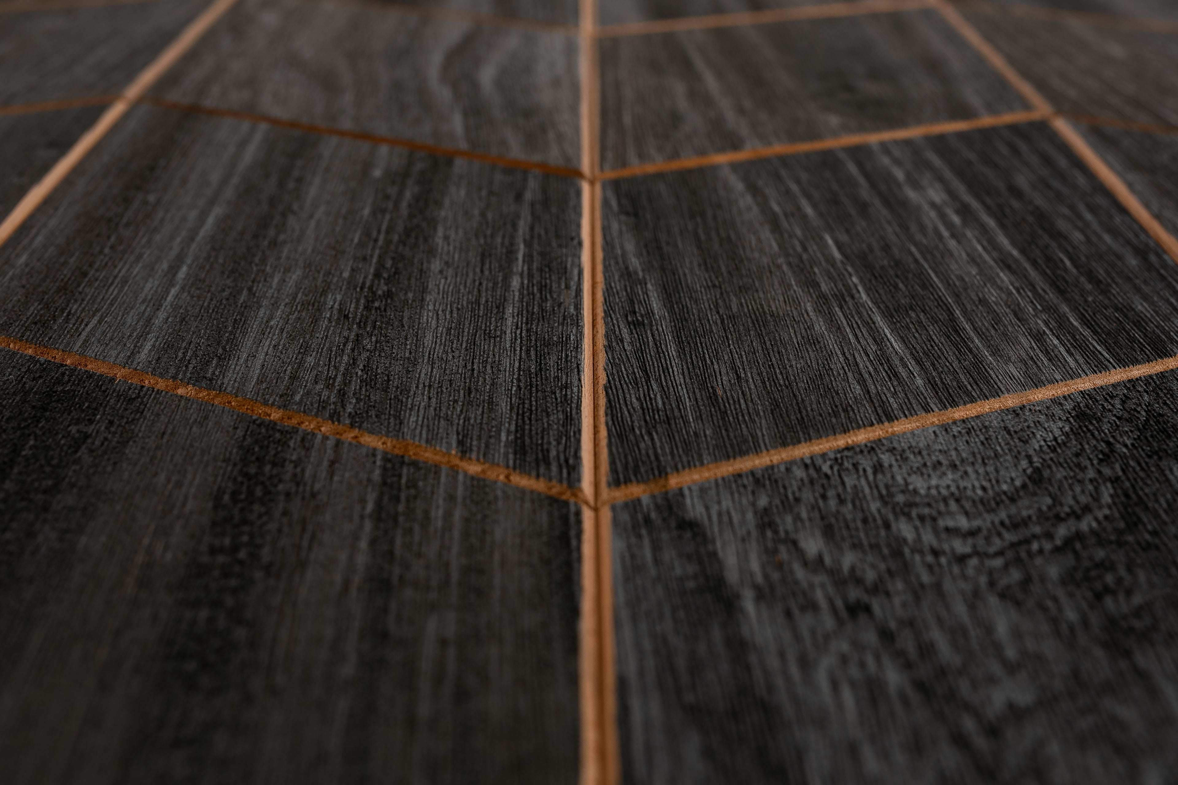 Väggpanel Athena Thermo Black – Massivt trä | DecNord