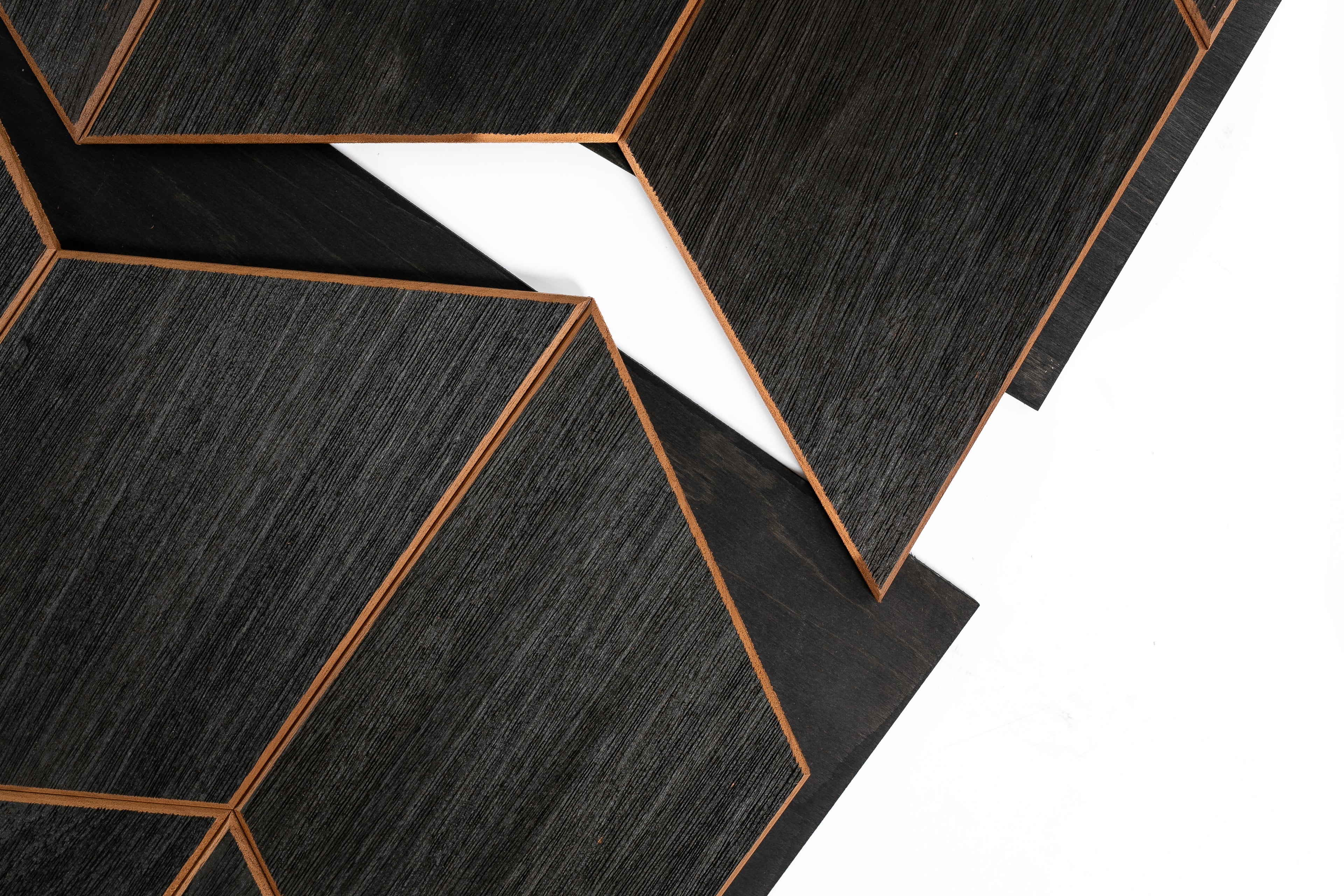 Väggpanel Athena Thermo Black – Massivt trä | DecNord