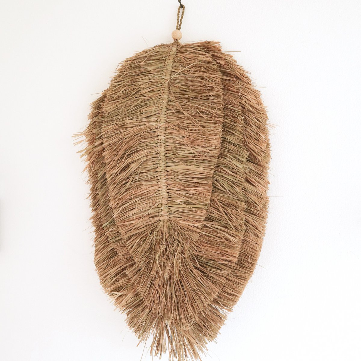 TIPIN – handgjord väggdekoration i raffia från Soeji